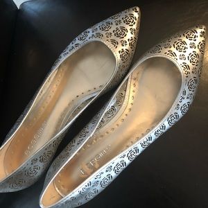 Silver pointed rose cut out flats BCBG